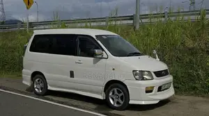 Toyota Noah KR42 2006 Van (Used)
