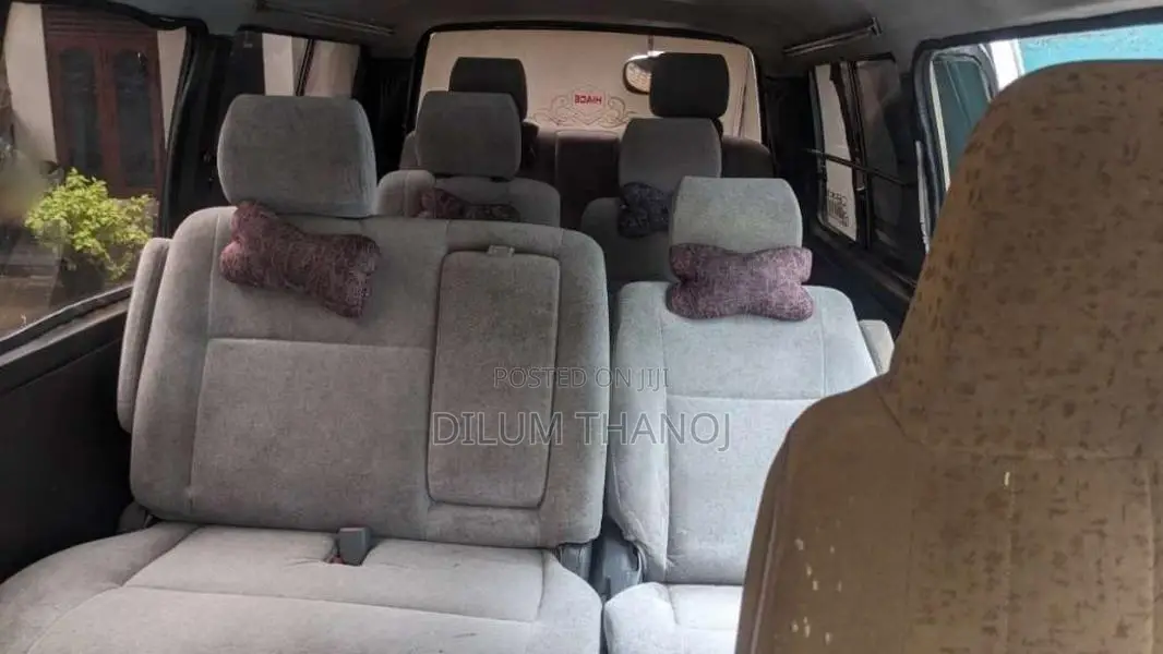 Toyota Shell 1988 Van (Used)