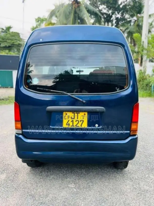Subaru Samba 2001 Van (Used)