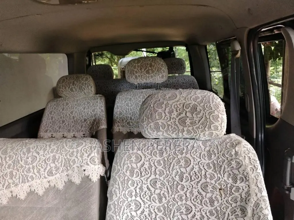 Toyota KDH 2011 Van (Used)