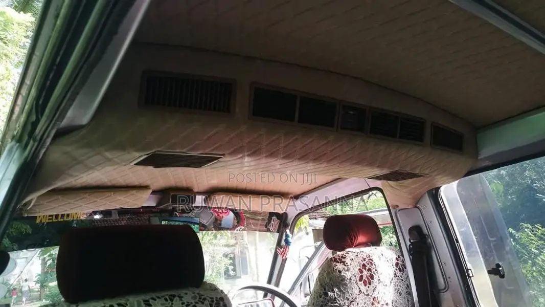 Toyota LH61 1988 Van (Used)
