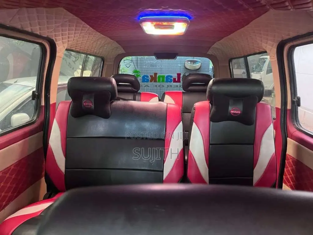 Nissan Caravan 2011 Van (Used)