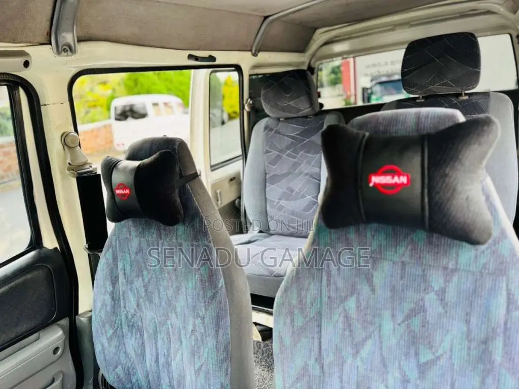 Nissan Clipper 2013 Van (Used)