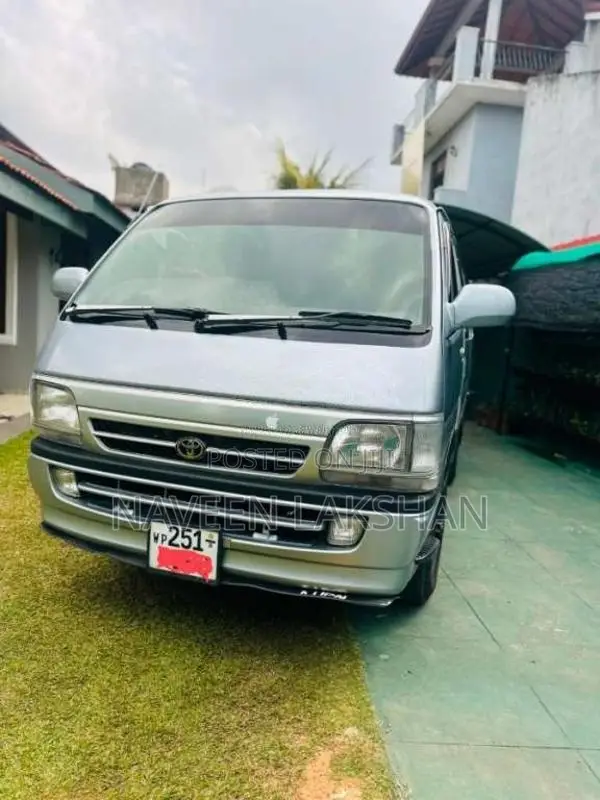 Toyota Toyota 1993 Van (Used)