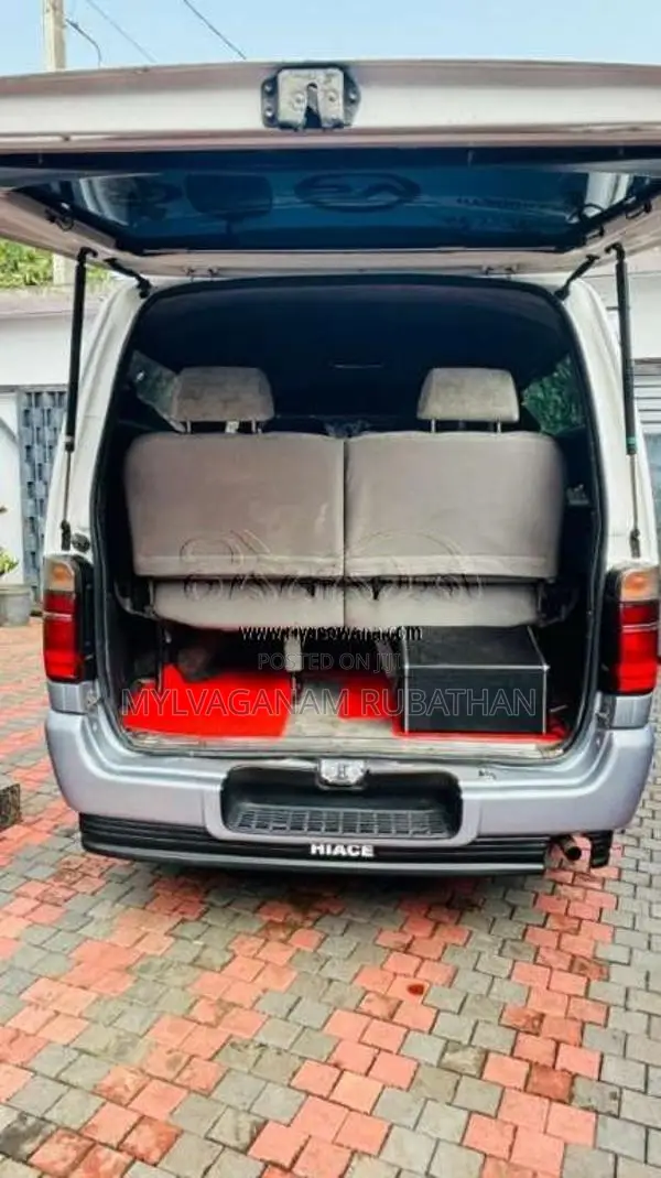 Toyota Hiace 113 1998 Van (Used)