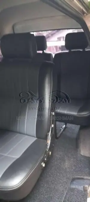 Toyota CR27 1989 Van (Used)