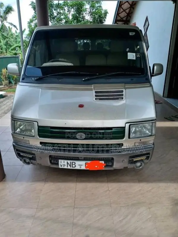 Tata Winger 2011 Van (Used)