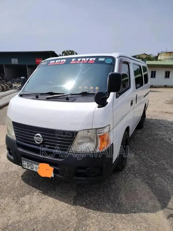 Nissan E25 2007 Van (Used)