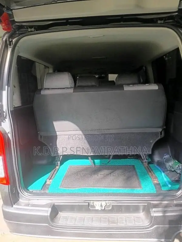 Toyota KDH Dark Prime TRH 2016 Van (Used)