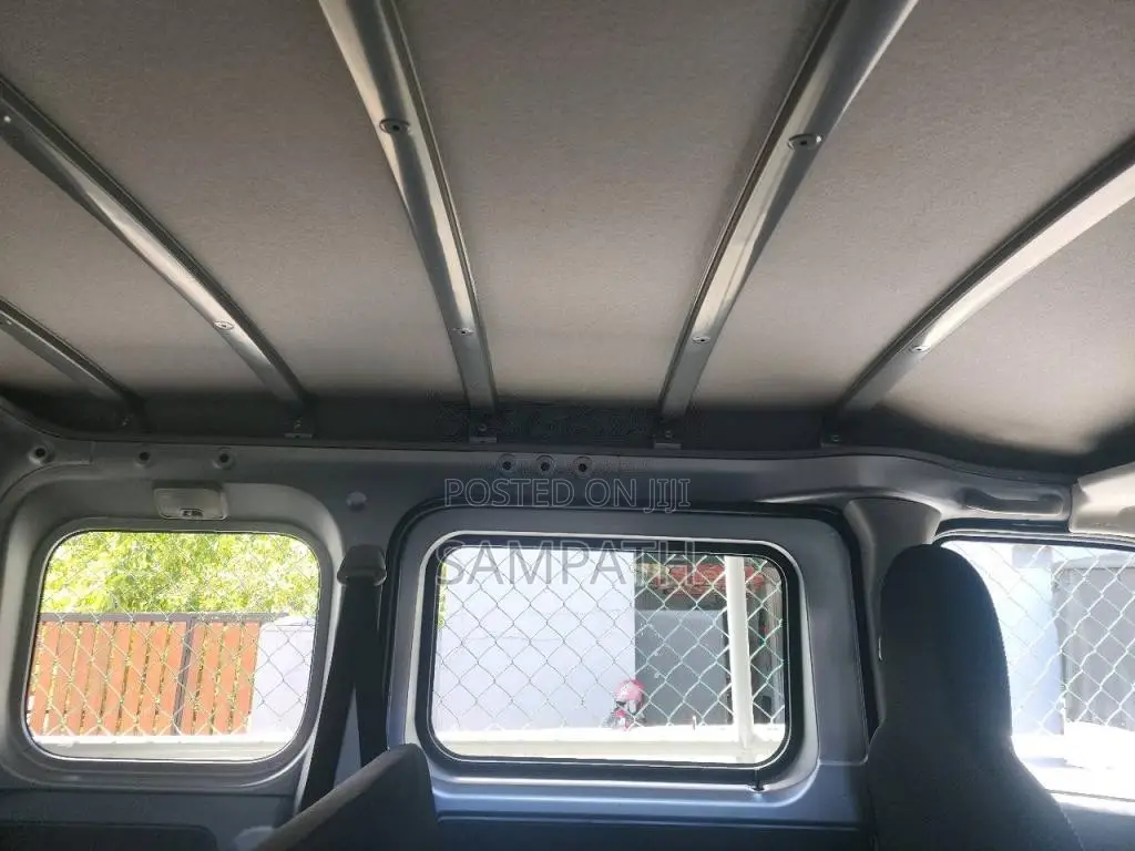 Daihatsu Hijet Cargo 2025 Van Unregistered (Recondition)