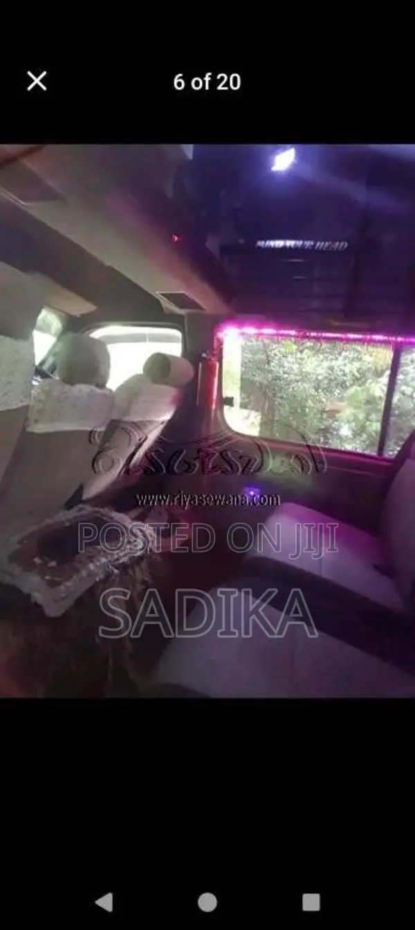 Toyota Dolphin 1995 Van (Used)