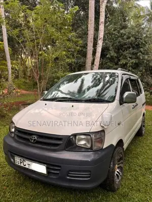 Toyota CR42 2004 Van (Used)