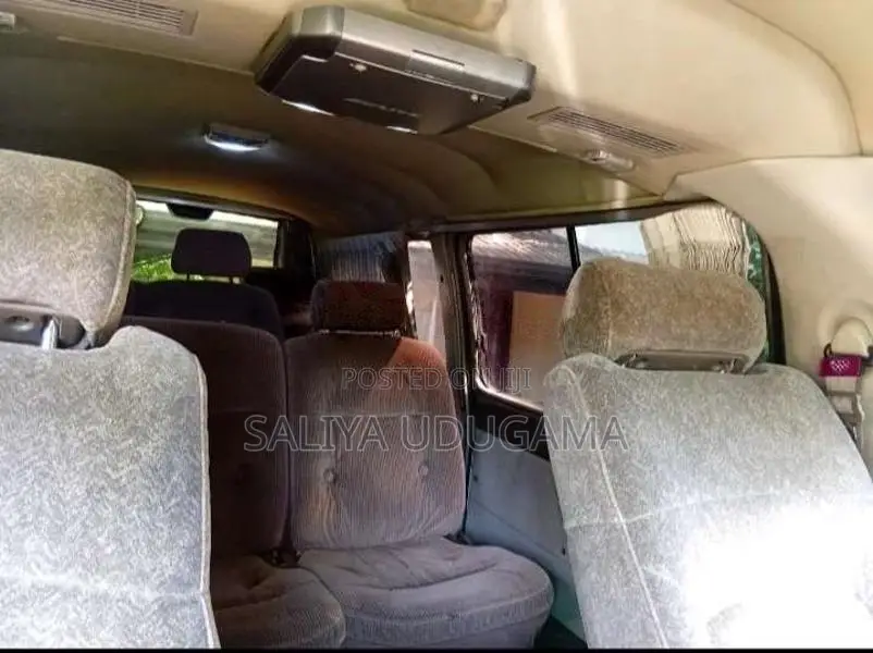 Nissan Caravan 1993 Van (Used)