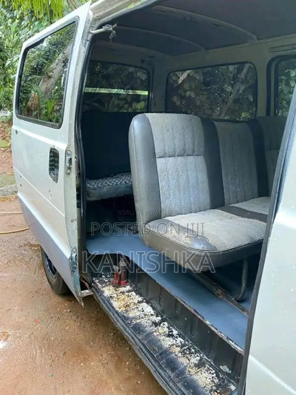 Toyota Hiace 1980 Van (Used)