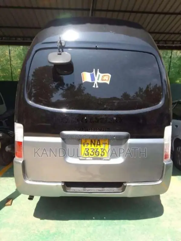Nissan E25 2003 Van (Used)