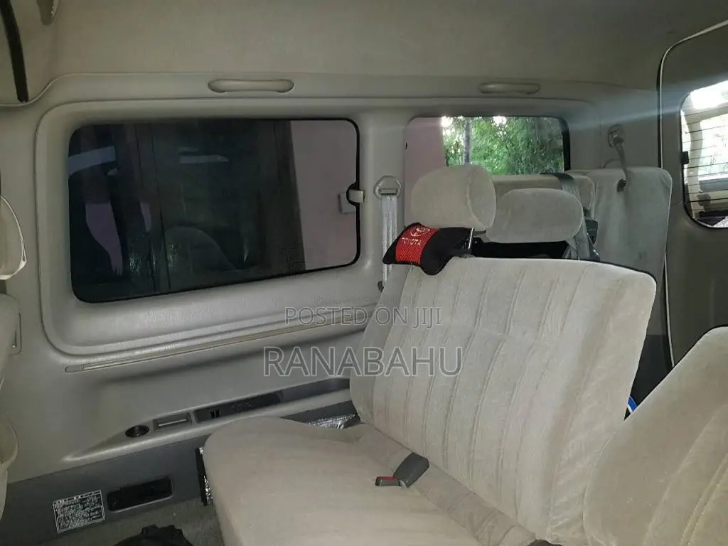 Toyota Noah KR42 2006 Van (Used)