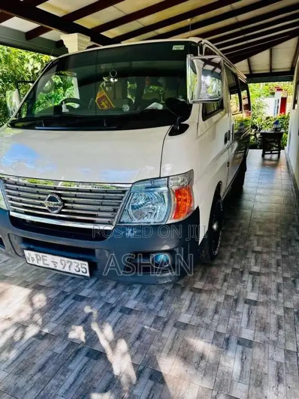 Nissan E25 2007 Van (Used)