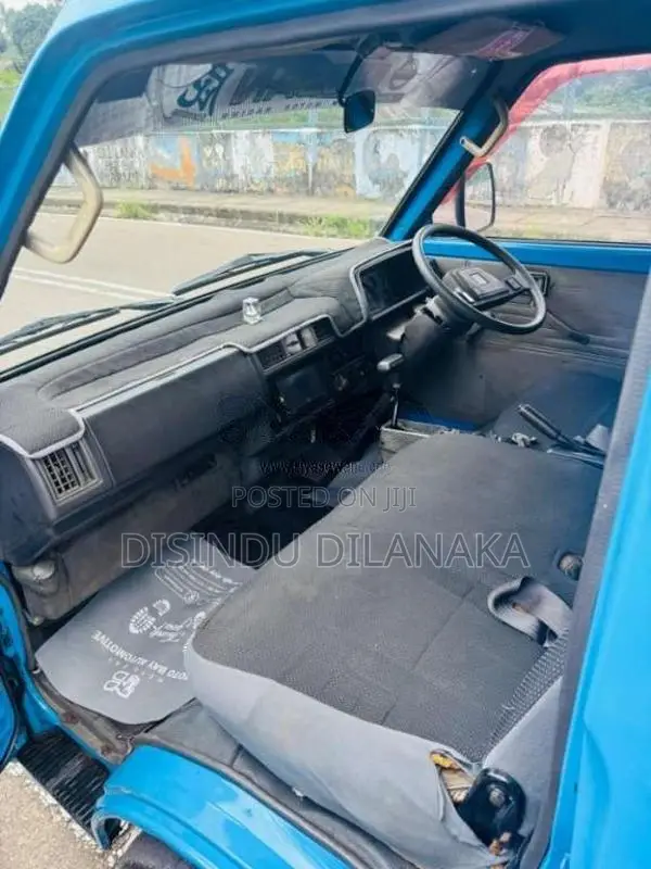 Nissan Vanette 1996 Van (Used)