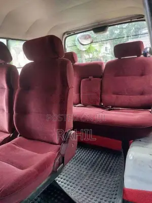 Nissan Caravan 1993 Van (Used)