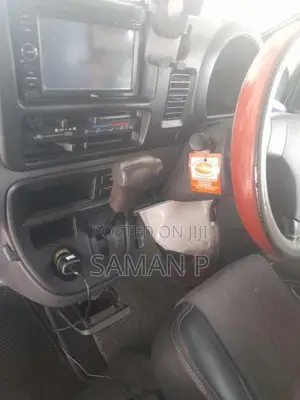 Daihatsu Hijet Cargo 2010 Van (Used)