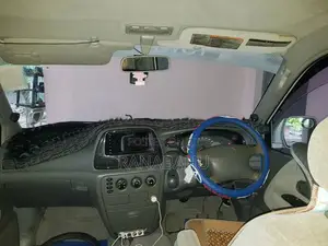 Toyota Noah KR42 2006 Van (Used)