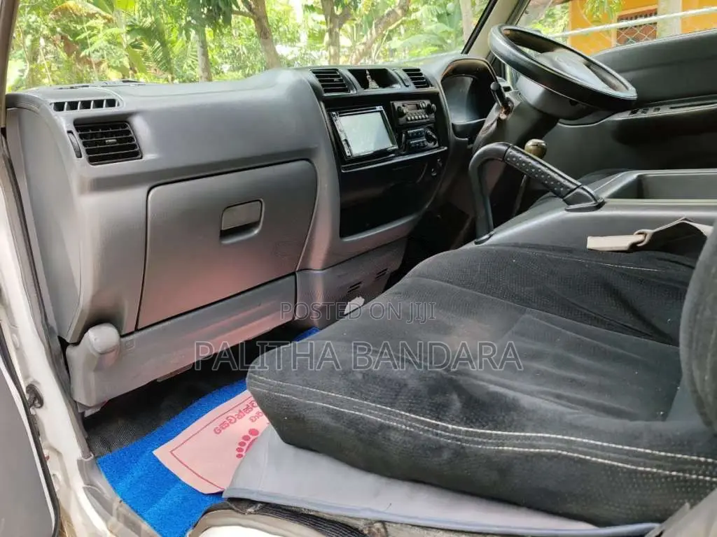 Nissan Vanette 2010 Van (Used)