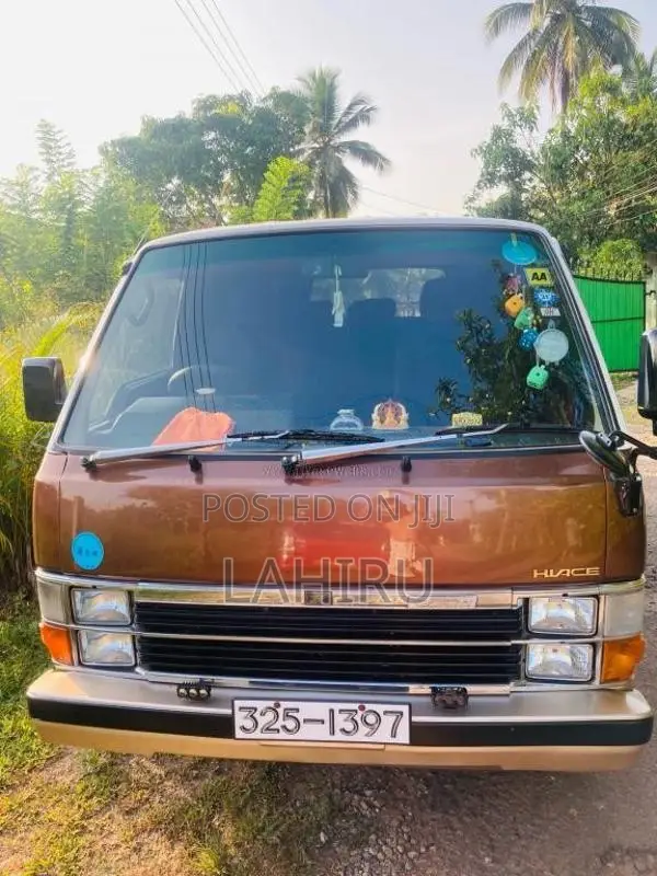 Toyota Shell 1984 Van (Used)