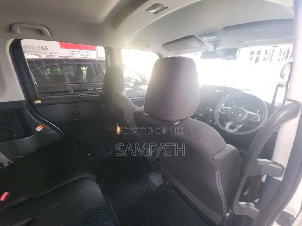 Daihatsu THOR Custom GT 2025 Van Unregistered (Recondition)