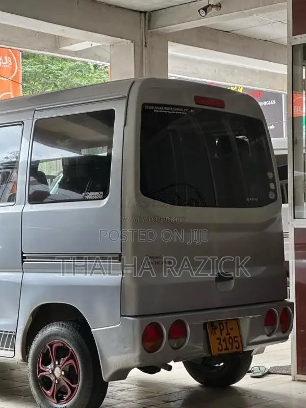 Mitsubishi Minicab 2017 Van (Used)