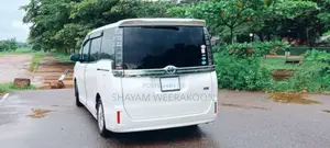 Toyota Voxy 2015 Van (Used)