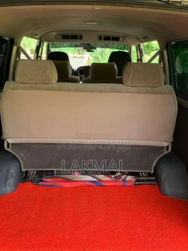 Nissan Caravan E25 2011 Van (Used)