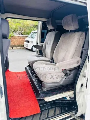 Mitsubishi MiniCab 2011 Van (Used)