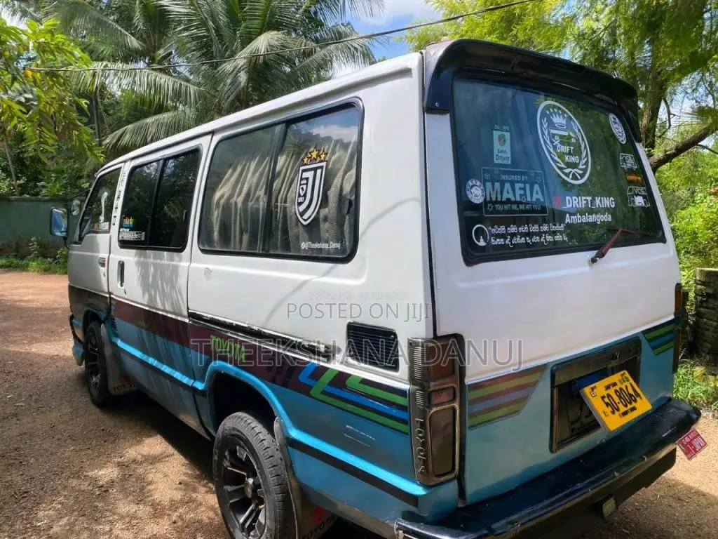 Toyota Shell 1983 Van (Used)