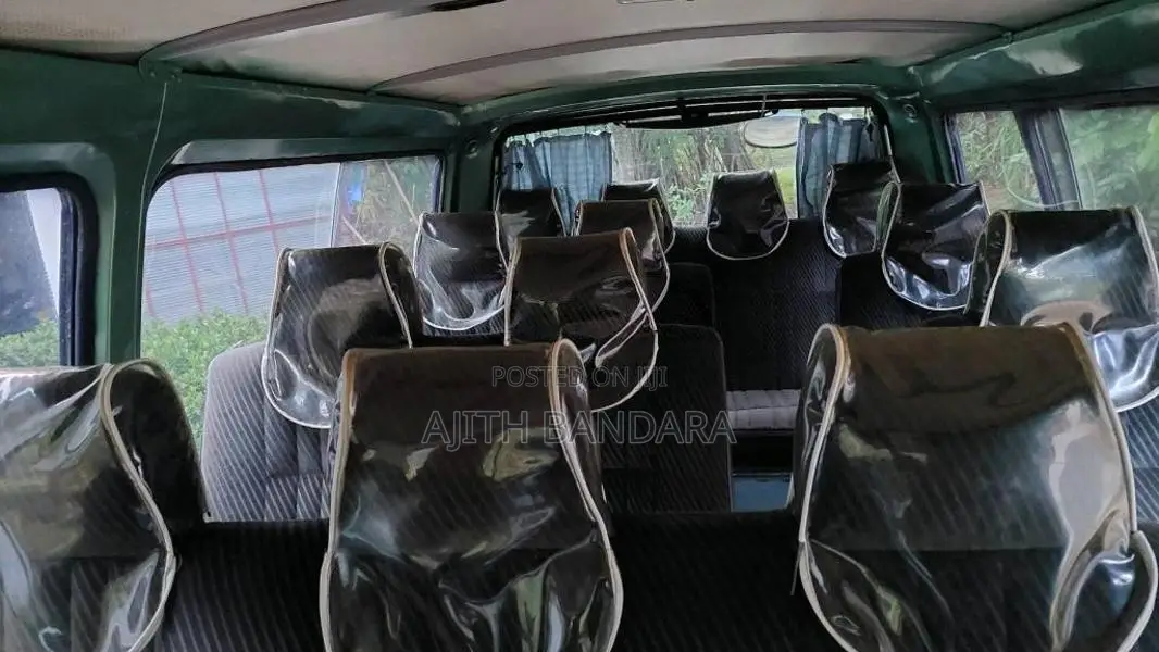 Toyota HIACE 1989 Van (Used)