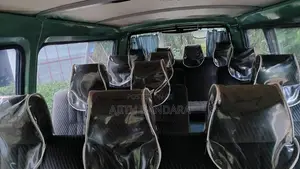 Toyota HIACE 1989 Van (Used)