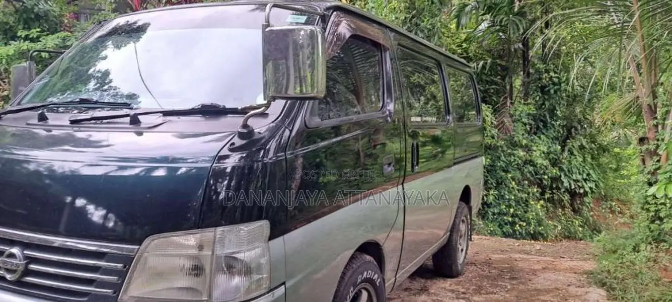 Nissan Caravan 2002 Van (Used)