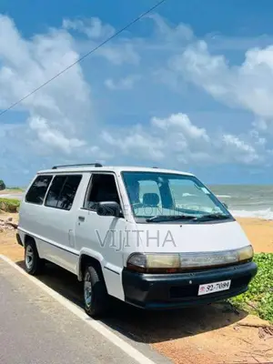 Toyota CR27 1989 Van (Used)