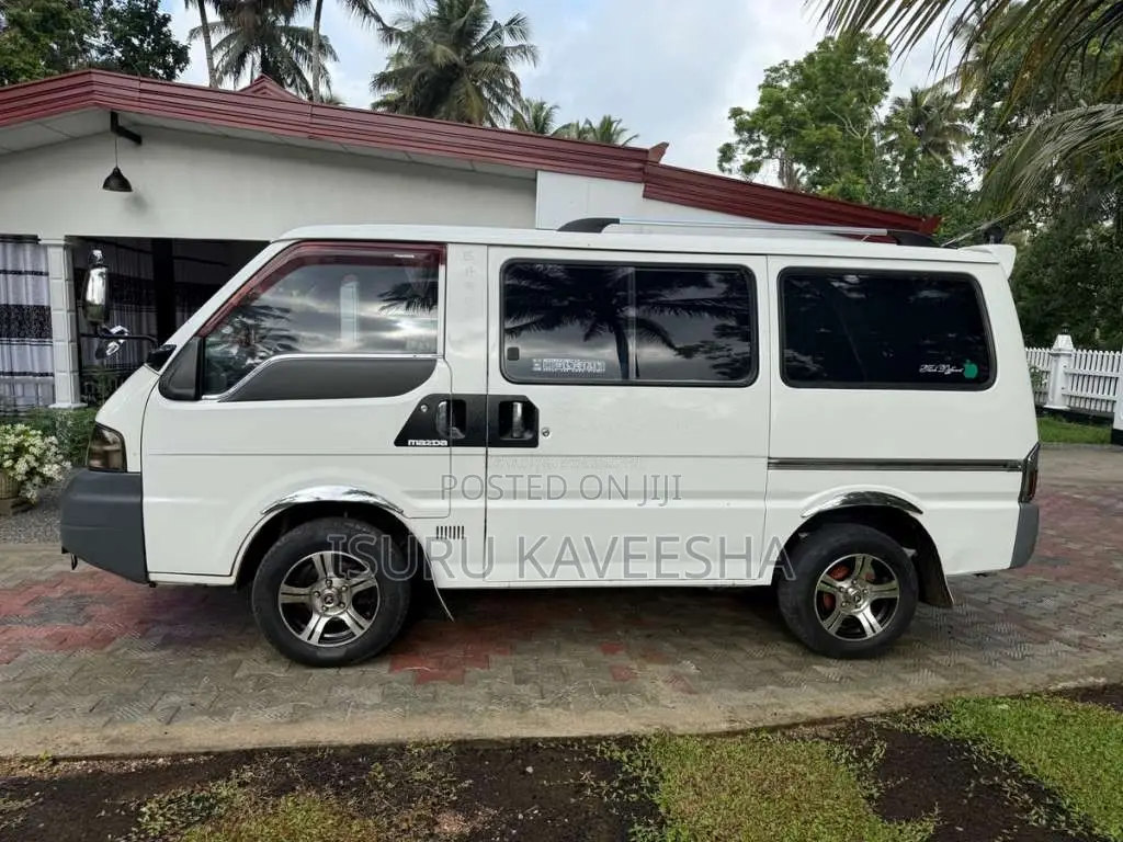 Mazda Bongo 2004 Van (Used)