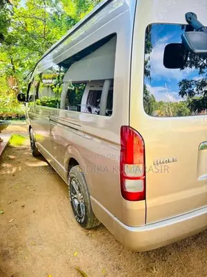 Toyota Kdh223b Hiace 2017 Van (Used)