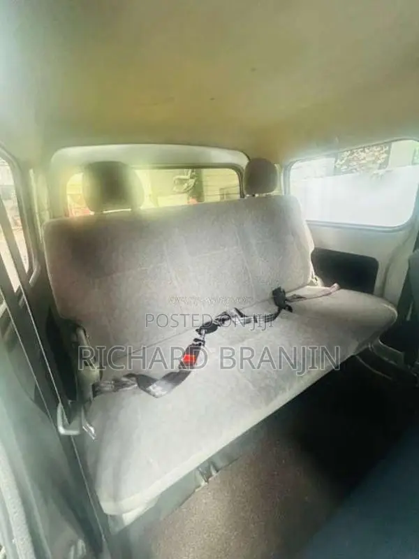 Toyota LiteAce 2012 Van (Used)