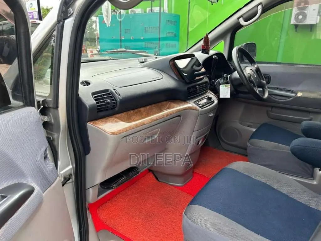 Nissan C24 2001 Van (Used)
