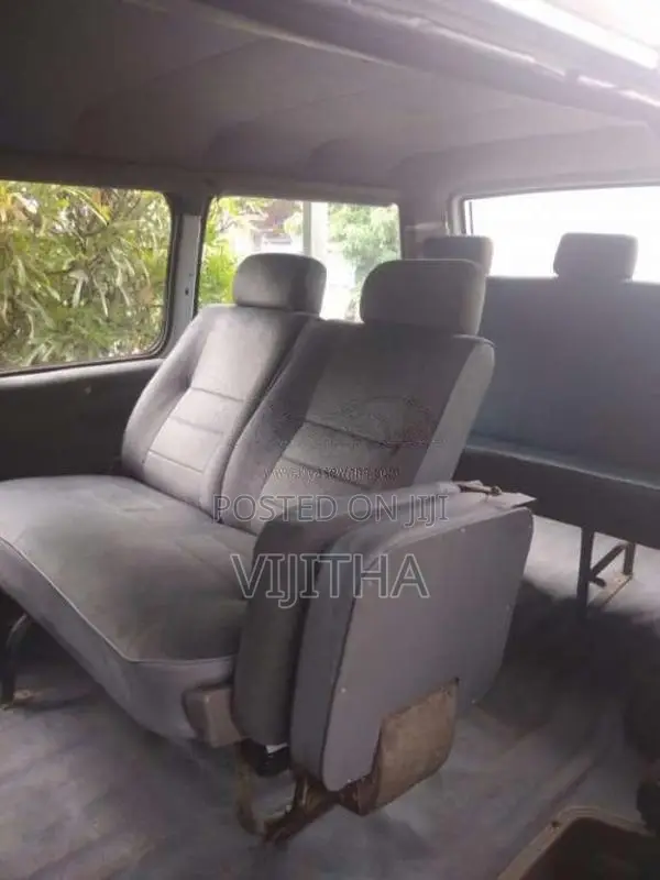Toyota CR27 1989 Van (Used)