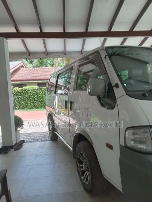 Mazda Bongo 2006 Van (Used)
