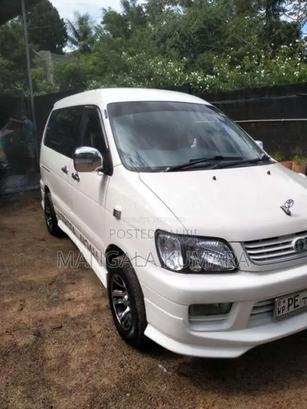 Toyota TownAce 2002 Van (Used)