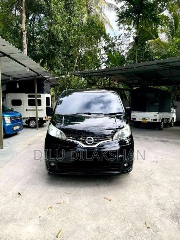 Nissan NV200 2012 Van (Used)