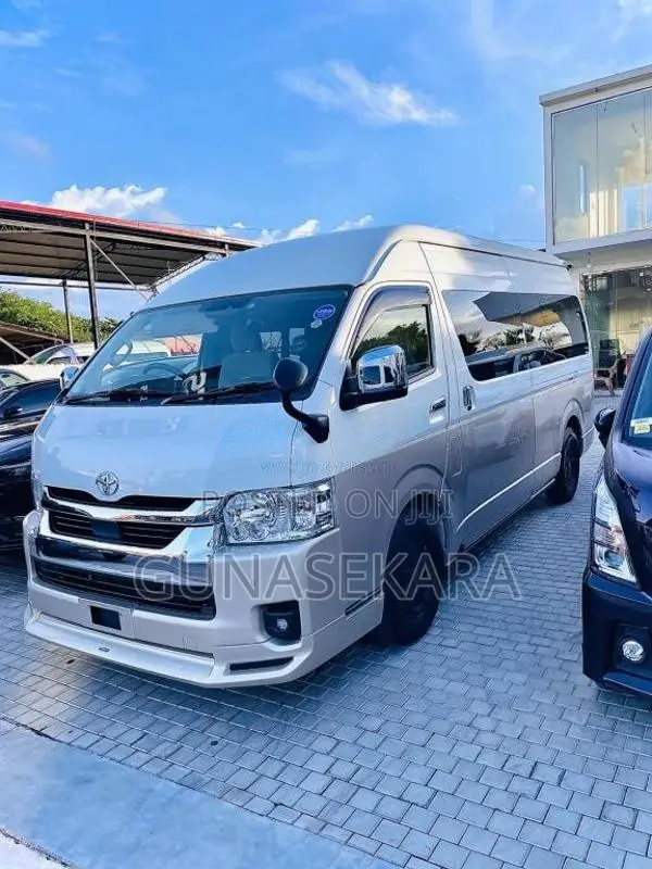 Toyota Hiace Kdh Gdh223 2023 Van Unregistered (Recondition)