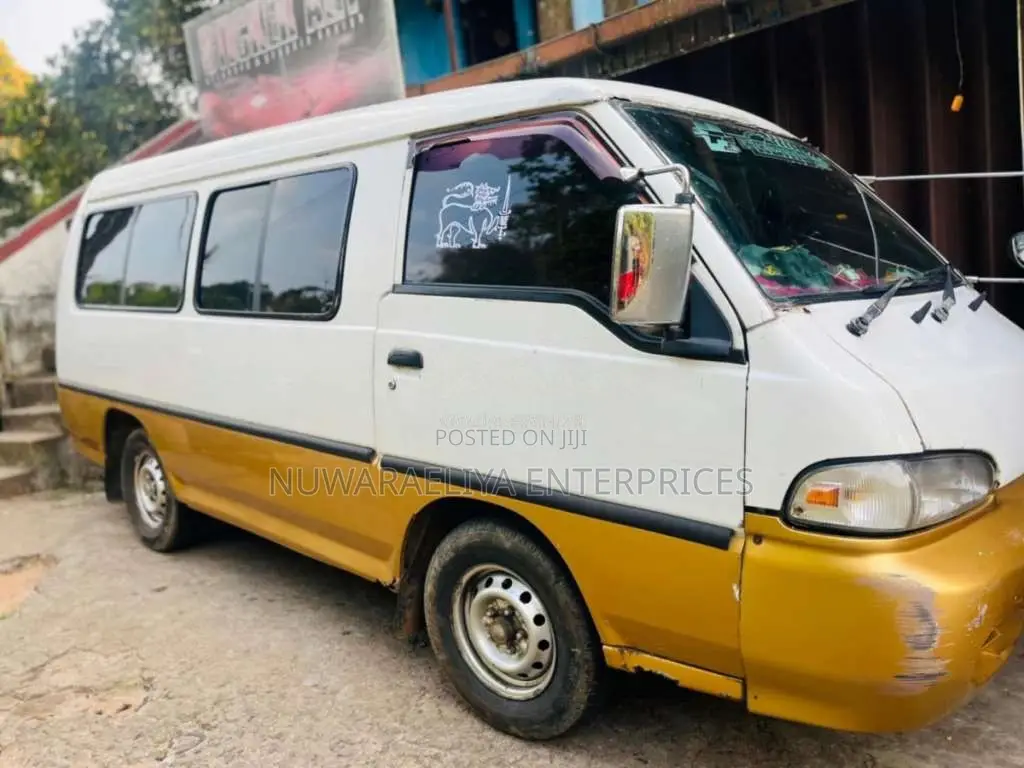 Hyundai H100 2000 Van (Used)