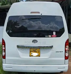 Micro KDH High Roof 2015 Van (Used)