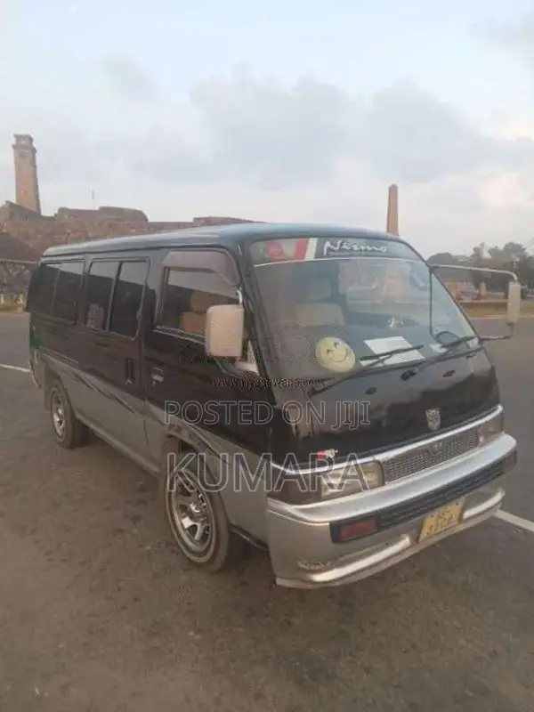 Nissan Caravan 1994 Van (Used)