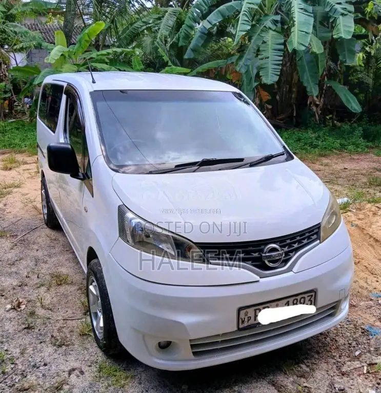 Nissan NV200 2009 Van (Used)